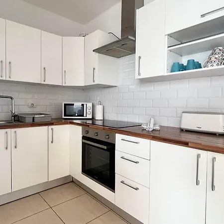 شقة Pelicano Club 303 - 2 Bedroom In Puerto Del Carmen, Lanzarote