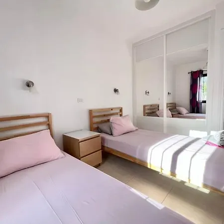 Pelicano Club 303 - 2 Bedroom In Puerto Del Carmen, Lanzarote Puerto del Carmen (Lanzarote)
