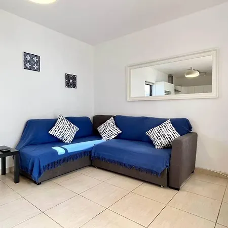Pelicano Club 303 - 2 Bedroom In Puerto Del Carmen, Lanzarote